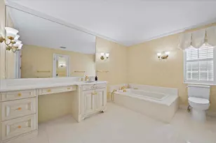 1000 Country Club Dr, North Palm Beach, FL 33408 - Photo 36