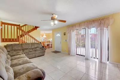 8389 N Coral Circle, North Lauderdale, FL 33068 - Photo 2