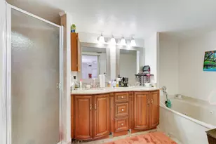8389 N Coral Cir, North Lauderdale, FL 33068 - Photo 22