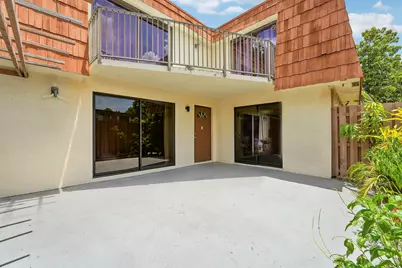 8389 N Coral Circle, North Lauderdale, FL 33068 - Photo 12