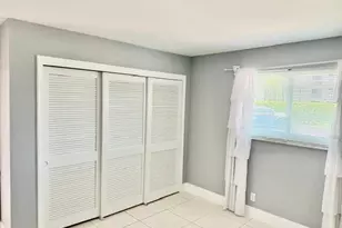 55 SE 14th St, Boca Raton, FL 33432 - Photo 12