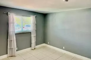 55 SE 14th St, Boca Raton, FL 33432 - Photo 14