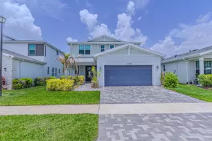 10696 SW Estella Ln, Port Saint Lucie, FL 34987 - Photo 4