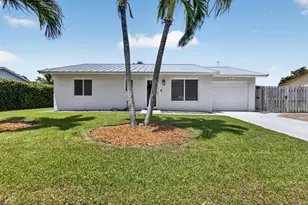 4573 Carthage Circle, Lake Worth, FL 33463 - Photo 2