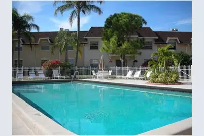 700 SE 2nd Avenue #317, Deerfield Beach, FL 33441 - Photo 6