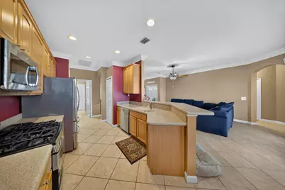 5100 E 1st Square SW, Vero Beach, FL 32968 - Photo 8
