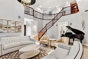 712 Sandy Point Ln, North Palm Beach, FL 33410 - Photo 2