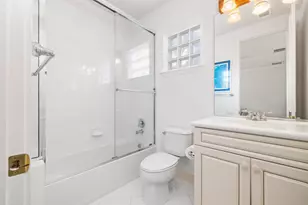 712 Sandy Point Ln, North Palm Beach, FL 33410 - Photo 54