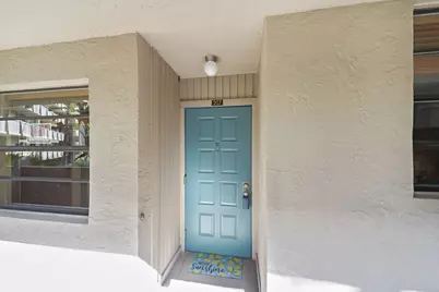 901 Colony Point Circle #207, Pembroke Pines, FL 33026 - Photo 2