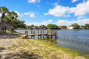 901 Colony Point Cir, Pembroke Pines, FL 33026 - Photo 34