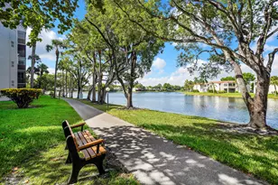 901 Colony Point Cir, Pembroke Pines, FL 33026 - Photo 30