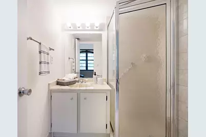 901 Colony Point Circle #207, Pembroke Pines, FL 33026 - Photo 20