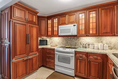 139 Sunrise Avenue #101, Palm Beach, FL 33480 - Photo 18
