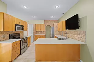 6908 Bronte Cir, Port Saint Lucie, FL 34952 - Photo 24