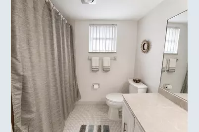 27 Colonial Club Drive #105, Boynton Beach, FL 33435 - Photo 12
