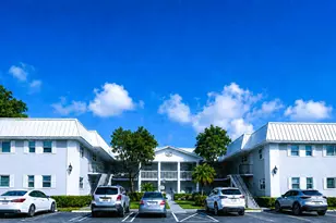 27 Colonial Club Dr, Boynton Beach, FL 33435 - Photo 18