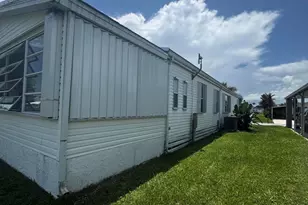 6732 Sinsonte Ct, Fort Pierce, FL 34951 - Photo 4