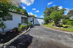 6138 Southgate Blvd, Margate, FL 33068 - Photo 2