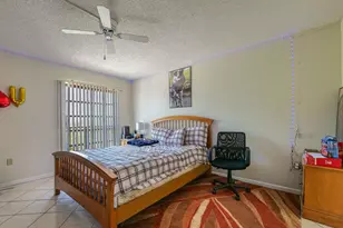 5570 NW 44th St, Lauderhill, FL 33319 - Photo 14