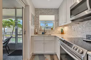 110 Shore Ct, North Palm Beach, FL 33408 - Photo 14