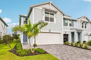 643 Salisbury Cir, Fort Pierce, FL 34982 - Photo 2