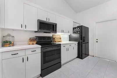 12842 Meadowbend Drive, Wellington, FL 33414 - Photo 20