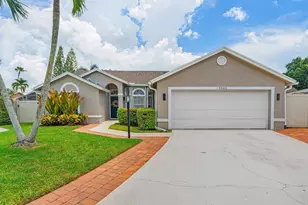 12842 Meadowbend Dr, Wellington, FL 33414 - Photo 16