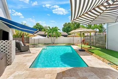 12842 Meadowbend Drive, Wellington, FL 33414 - Photo 10