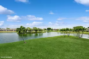 118 Somerset F, West Palm Beach, FL 33417 - Photo 1