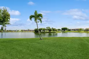 118 Somerset F, West Palm Beach, FL 33417 - Photo 14