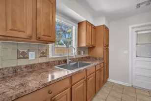 145 Greenbrier Dr, Palm Springs, FL 33461 - Photo 14