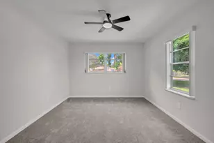 145 Greenbrier Dr, Palm Springs, FL 33461 - Photo 24