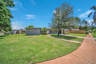 145 Greenbrier Dr, Palm Springs, FL 33461 - Photo 4