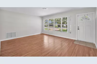 145 Greenbrier Drive, Palm Springs, FL 33461 - Photo 2