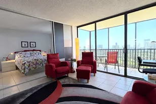 20335 W Country Club Dr, Aventura, FL 33180 - Photo 8