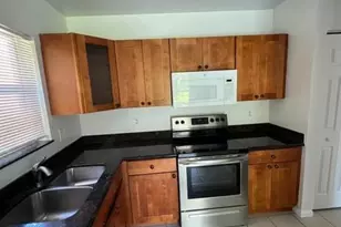 9850 NW 24th Ct, Sunrise, FL 33322 - Photo 6