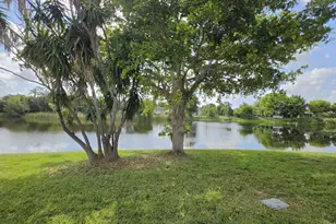 5686 Shillington Way, Lake Worth, FL 33463 - Photo 4