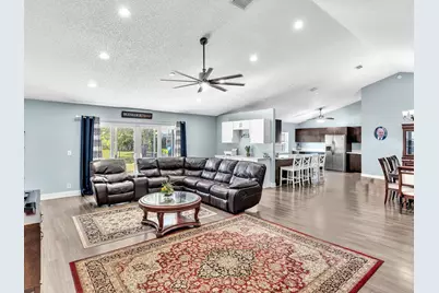 9393 Laurel Green Drive, Boynton Beach, FL 33437 - Photo 10