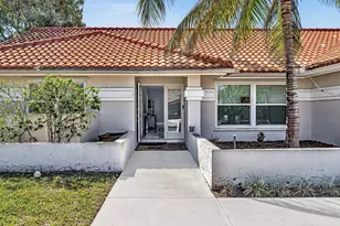 9393 Laurel Green Dr, Boynton Beach, FL 33437 - Photo 4