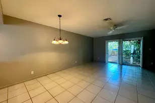 690 SE 23rd Ave, Pompano Beach, FL 33062 - Photo 10