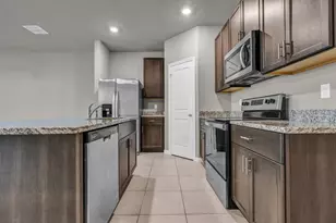5659 Enclave Dr, Mangonia Park, FL 33407 - Photo 6