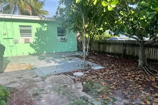 601 N D St, Lake Worth Beach, FL 33460 - Photo 8