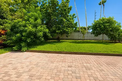 7606 Briar Cliff Circle, Lake Worth, FL 33467 - Photo 28