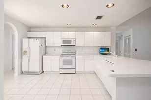 7606 Briarcliff Cir, Lake Worth, FL 33467 - Photo 10