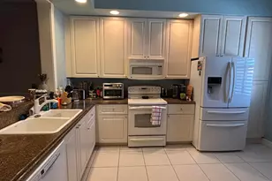31 Harbour Isle Dr W, Fort Pierce, FL 34949 - Photo 8