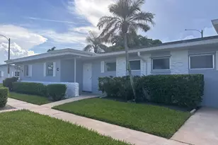2671 Barkley Dr W, West Palm Beach, FL 33415 - Photo 1