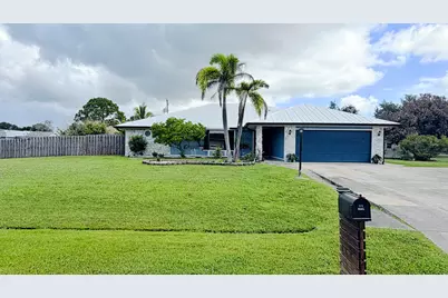 757 SE Lighthouse Avenue, Port Saint Lucie, FL 34983 - Photo 4