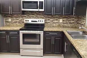 7050 NW 44th St, Lauderhill, FL 33319 - Photo 2