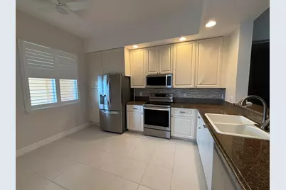 7 Harbour Isle Drive E #304, Fort Pierce, FL 34949 - Photo 4