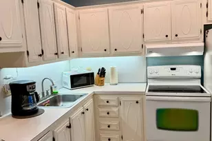 300 NE 26th Ave, Boynton Beach, FL 33435 - Photo 18